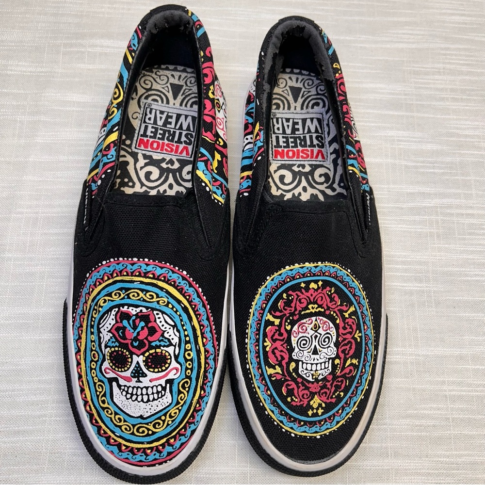 Vision Street Wear slip on sneakers Sugar Skull
Day of the Dead Skate Shoe 6.5